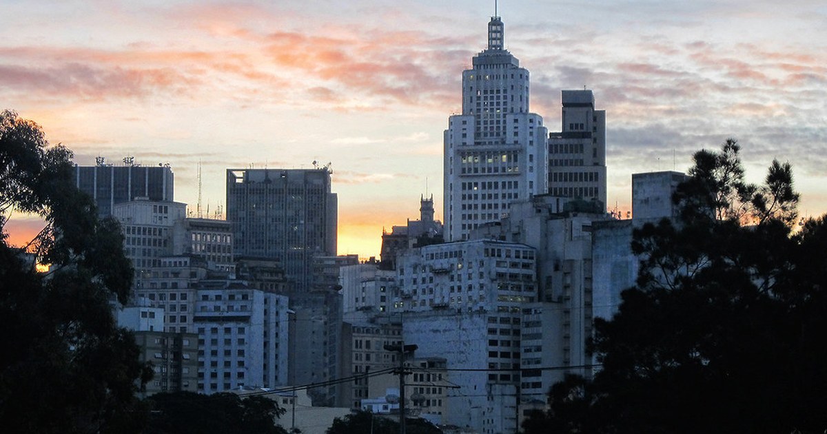 Sao Paulo city skyline at dusk representing Brazil's online gambling market