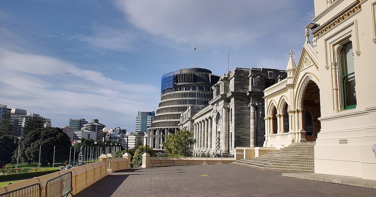 New Zealand Parliament and the Beehive in Wellington, seat of the government overseeing online casino licensing